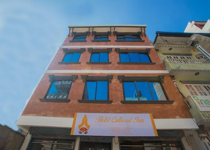Oyo 260 Cultural Hotel 3*